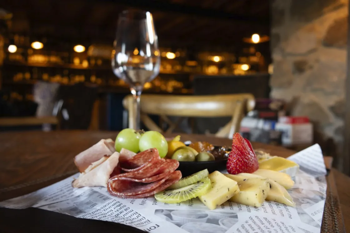 Vine Restaurant & Wine Bar