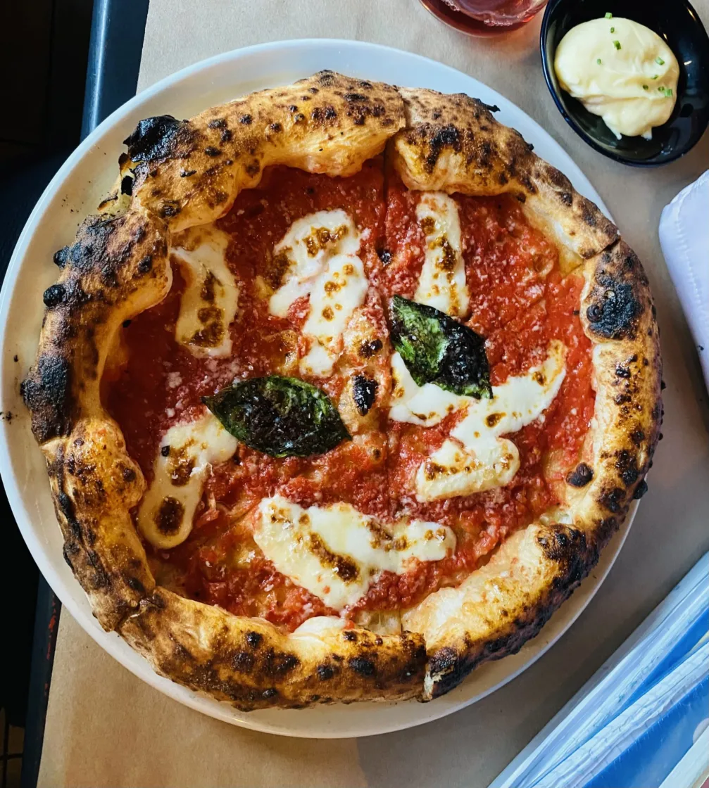 Novo Pizza & Wine